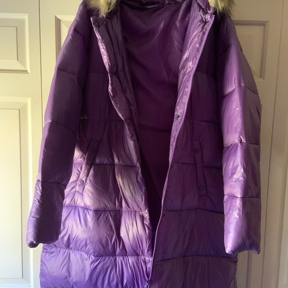 PURPLE PUFFER COAT - Picture 7 of 8